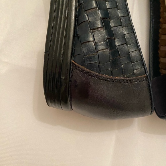 Trotters navy woven leather slip on loafer gently worn 8.5 N - Picture 8 of 15
